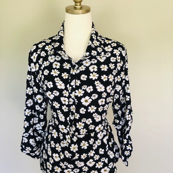 Plus Size XXL NO BOUNDARIES Floral Shirt - Picture 6 of 8